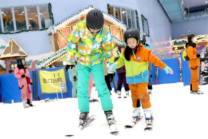 青少年|冬奥会激发“冰雪运动”热情 沙坪坝区推动“冷运动”变身大众的“热运动”