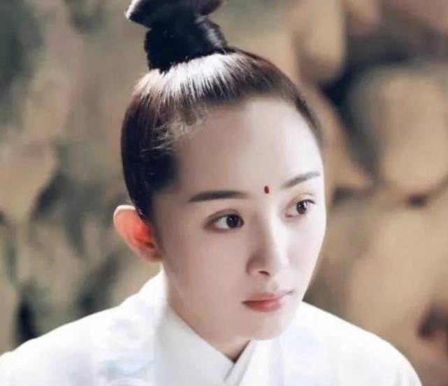 发型没有了“铁刘海”，这五位女明星还是你心目中的女神吗？