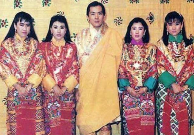 老王拍的珍贵照 9bc2964c6d60417ba372c03008c6baee.jpeg