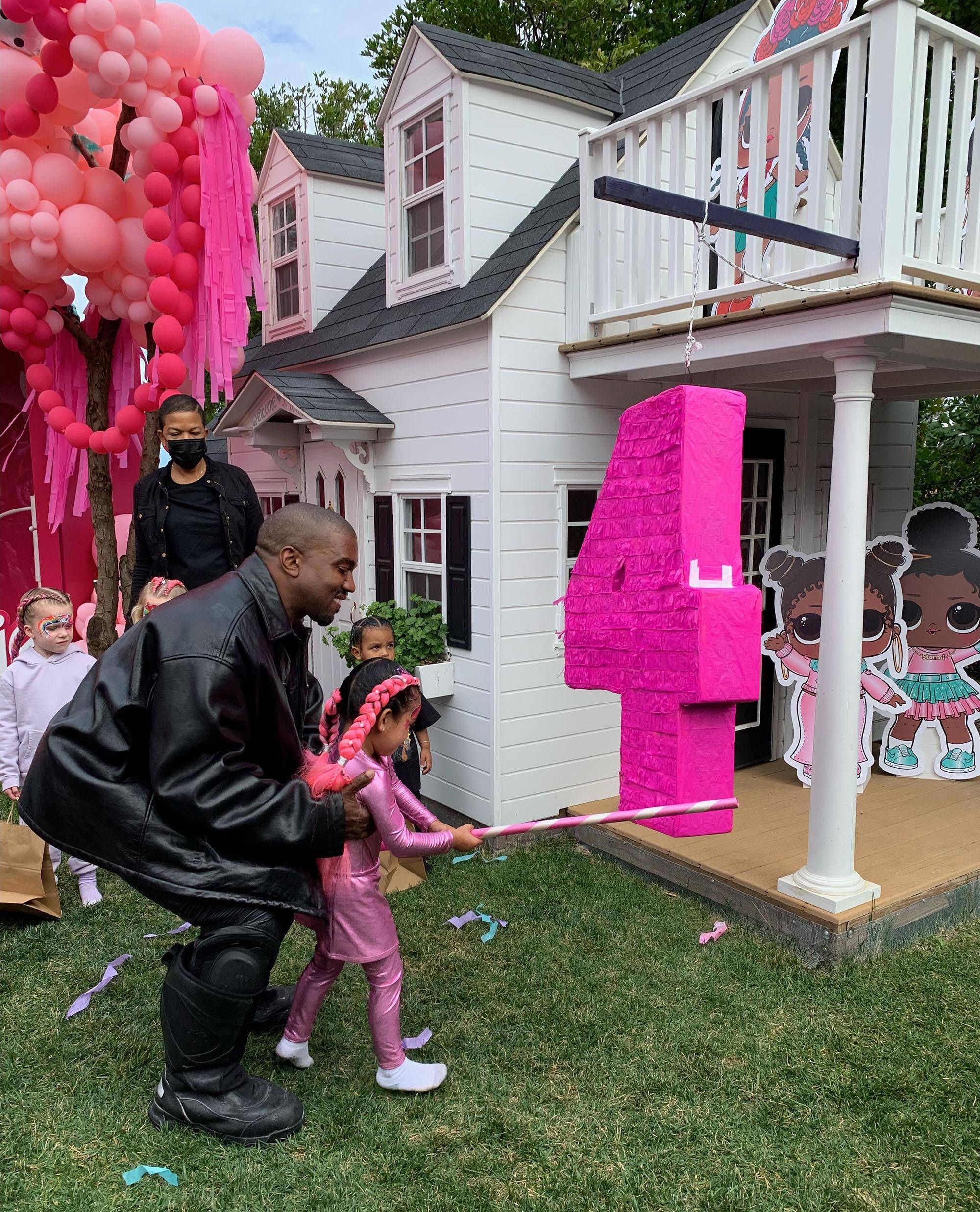 生日派对什么意思 f69a5fc0ff3a43f69fd27d854d56d89a.jpeg