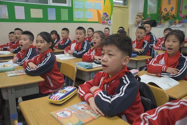 家长|江苏教育厅最新通知，中小学和幼儿园“2022春季开学时间”定了