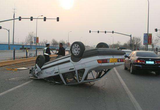 惋惜25年前洛桑当红时车祸丧命成迷原因令人咂舌