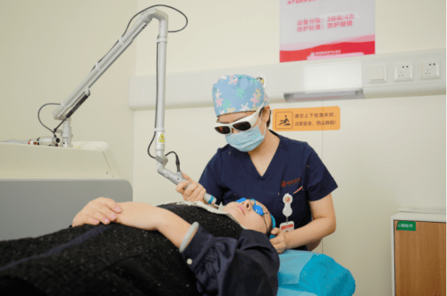 医学西安国际医学中心副主任徐薇 你有“容貌焦虑”?是谁“偷偷”定义了美
