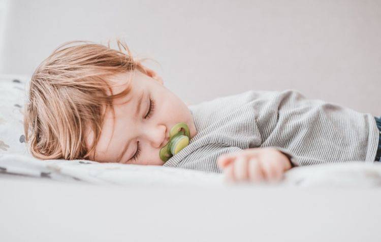 睡前多久不能看电视 267e9b3657664e1e87aba881c2fc0220.jpeg