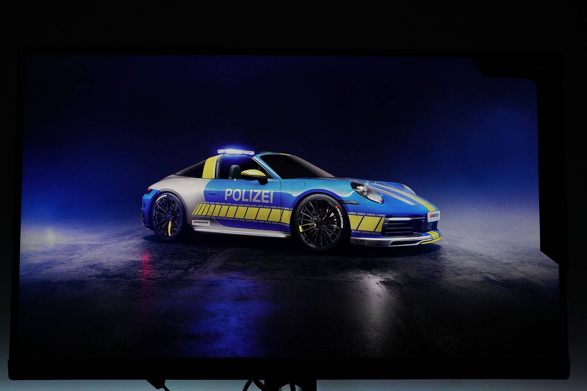 妥妥的游戏外挂 微星MAG274QRF-QD电竞显示器开箱体验