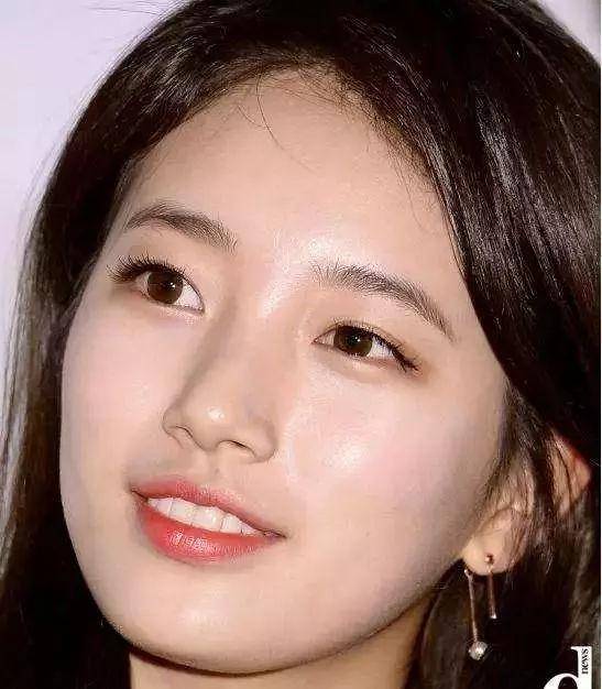 曲线林依晨现在这个认不出的脸，代表了可爱风妹子衰老后的普遍样子？