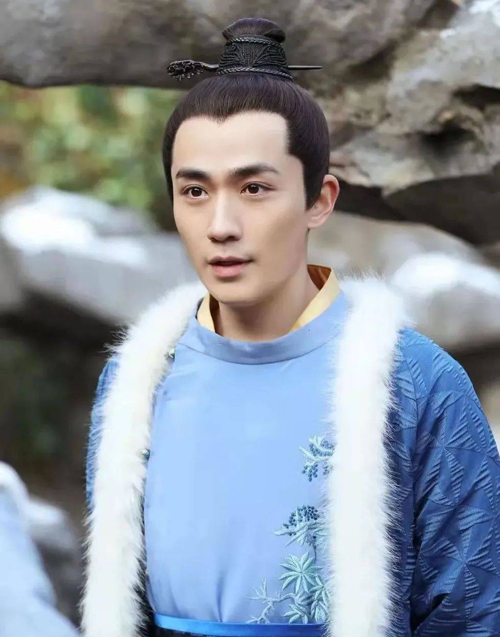 原创桃花眼丹凤眼狐狸眼这15位明星的眼睛个个有灵气