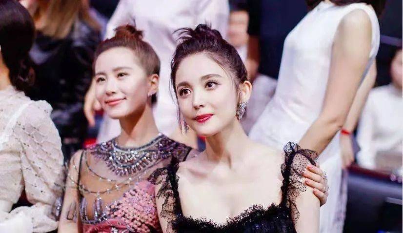 因为当淡颜女神遇上浓颜美人,谁更美?7组女星对比强烈