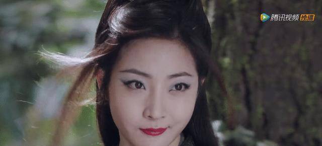 演技|赵丽颖演技不进反退？《有翡》将傲娇演成冷血，面无表情眼神空洞