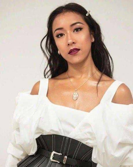 鼻梁有一种“整容”叫吉克隽逸卸妆,素颜曝光后:要是不化妆早红了