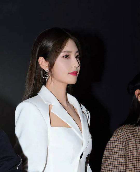 雪肤玉貌太性感撩人_电影_白色_仙女