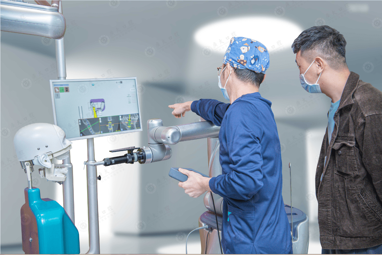 手术|厉害了！老字号广大口腔引进种植牙手术机器人，精准种牙再添动能