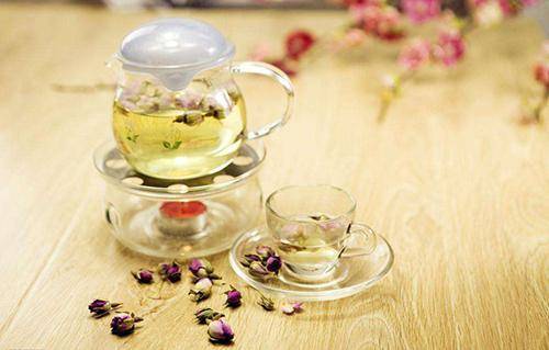 林带|茗悦白葡萄茶酒发明人刘华林带你了解“葡萄酒的15个搭配禁忌”