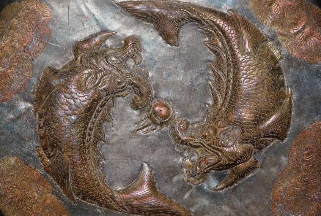 唐代摩羯纹金花银盘 内蒙古博物院藏再往后,星座从古希腊传到天竺