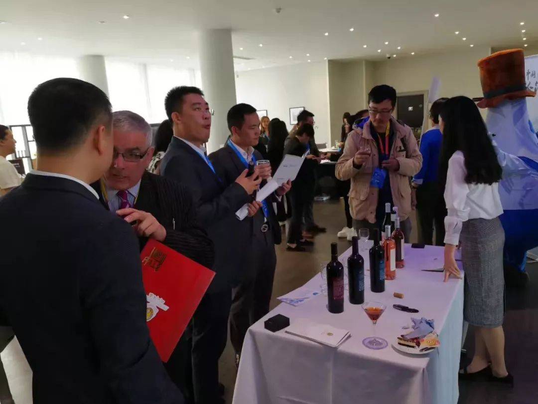 活动|戎子葡萄酒香飘英国伦敦！