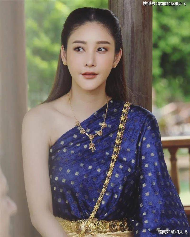 泰国女星于湄南河落水生死未卜,搜救整夜仍未见踪迹_tangmo_消息_救援