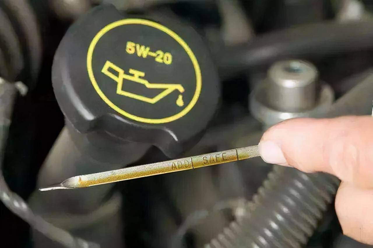 霍氏养车:车辆机油增多,是不是一定意味着发动机出现了故障?