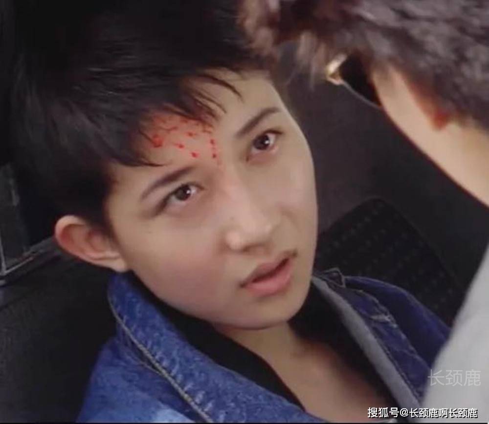 吴绮莉曾在夜深人静时将自己与叶崇仁年轻时候的照片放在网上缅怀过往