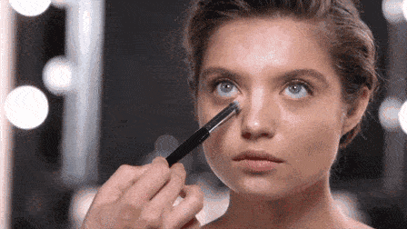 卷发塌鼻梁就一定很丑？知道这3个变美思路，提升气质显洋气