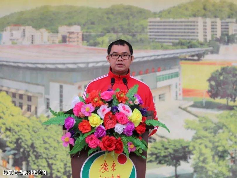 高州四大中学高考百日誓师现场_全体师生_誓师大会_黄钜光