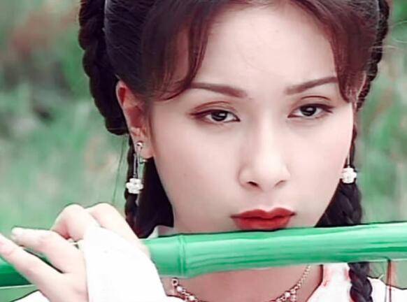 女神以前的古装造型有多美，白飞飞的廉价发饰，都能美得惊心动魄！