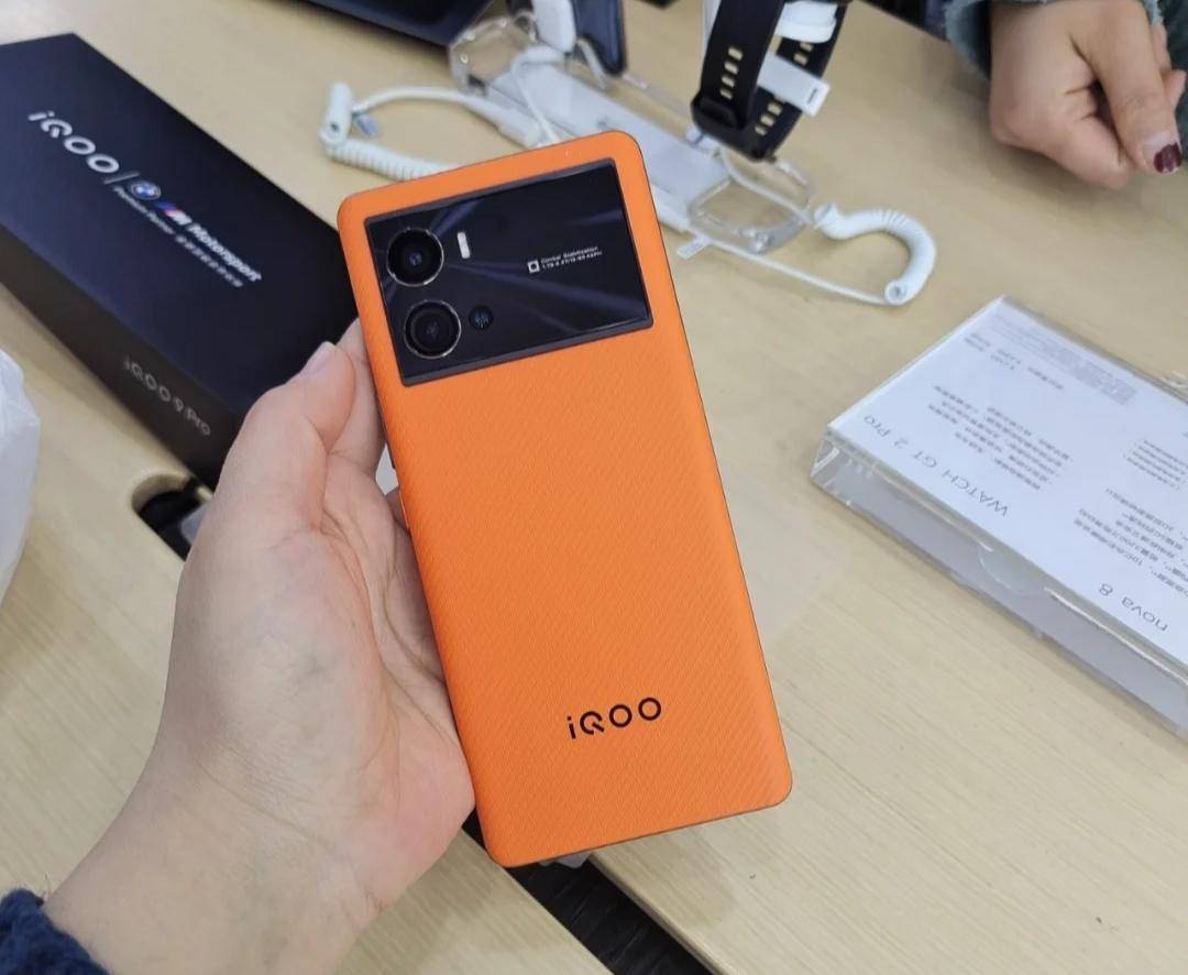 散热|看数码大V评测五大骁龙8旗舰机,一加10 Pro散热、续航表现最佳?