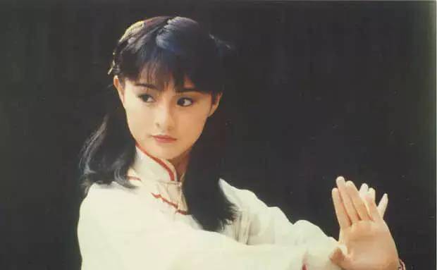 周天娜她是陈凯歌眼里“海峡两岸最美的女人”，一手好牌却打稀烂！