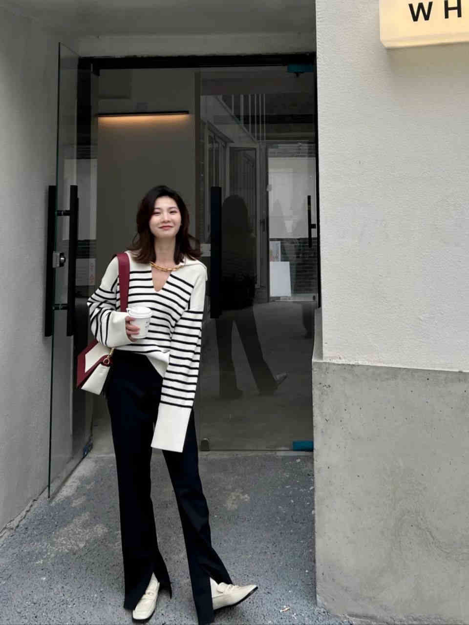 脚踝 初春别着急露脚踝，今年流行裤子“长一截”，时髦优雅又有气场