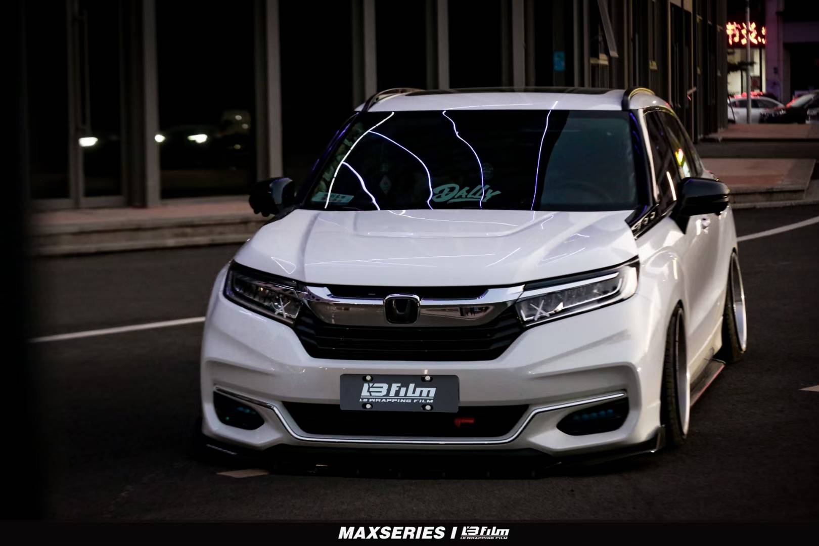 本田冠道全车贴膜lbfilm改色膜超亮阿尔卑斯白