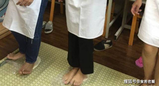 什么|脚踩食物嫌脏?用脚“踩”出来的5种食物,其中1种大家天天吃