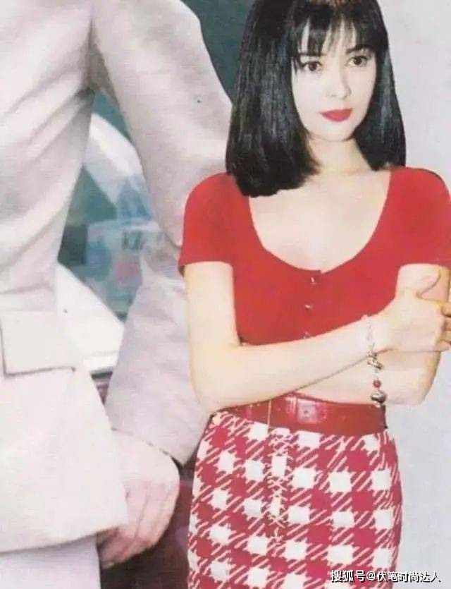 年代 复古风回潮，那些惊艳了时光的90年代港风穿搭，到底有什么魅力