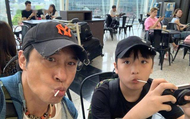 才艺|费曼自曝患社交恐惧，望网友别给他压力，年仅12岁就有心理问题？