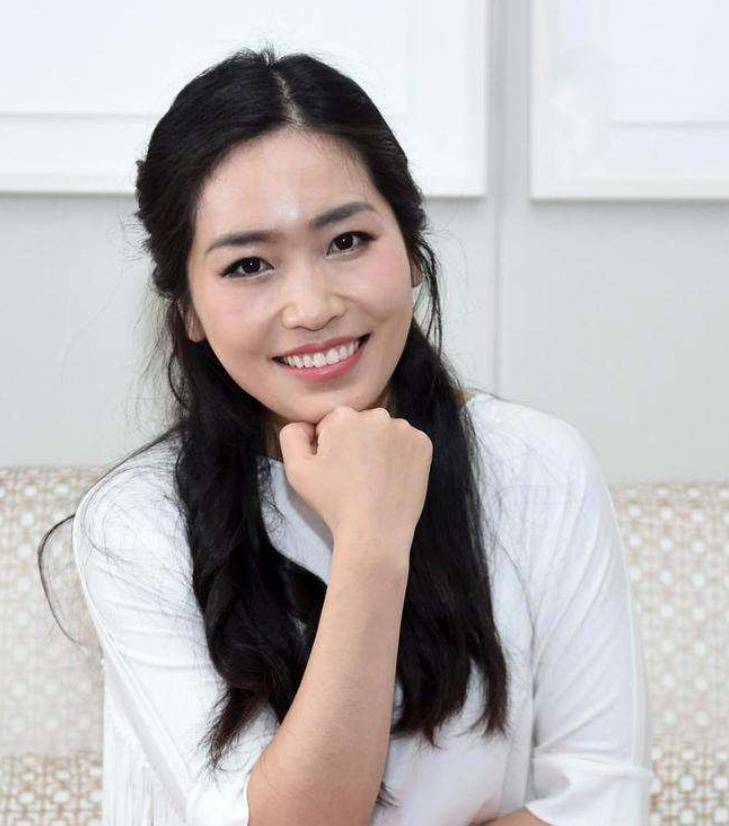 张末|张艺谋之女：从小最恨巩俐，离婚后回到父亲怀抱，如今成大导演