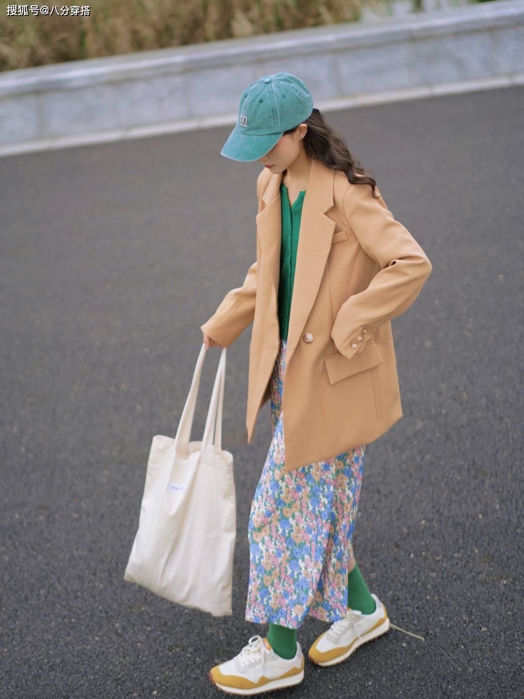 魅力 洋气女人春季都不会乱搭配,这些搭配简约温柔又时髦,谁穿谁美