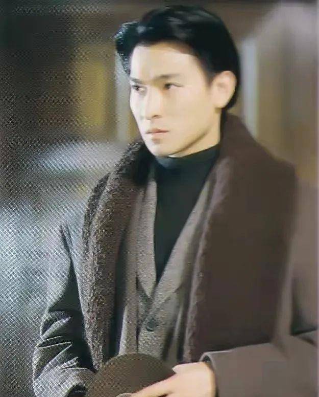 元奎|天幕浮沉：刘德华的创业史