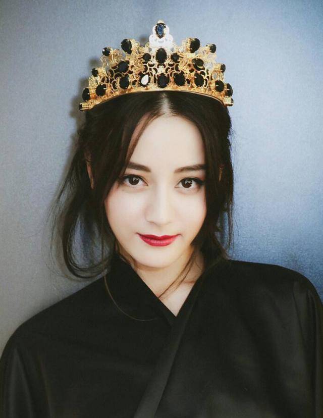 发型“发腮”成了女生们的集体恐惧，别慌！热巴的这3款发型来拯救你