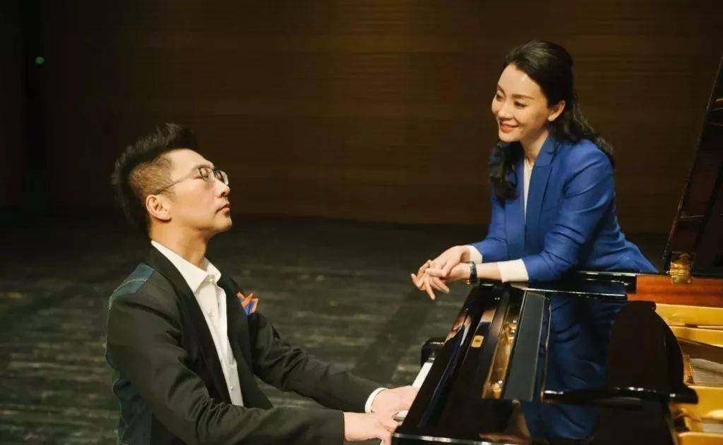 因为|43岁陈数“手撕”小三被叫好！董卿曾夸赞：她才是优雅女人的典范