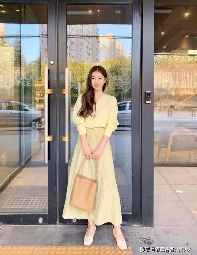 脚踝 女人再懒，穿打底裤也别配运动鞋！瞧日本主妇这样穿，时髦更高级