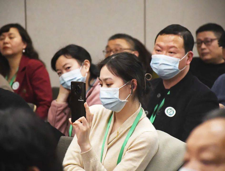 九圣源创始人,新型药膳发明人,于氏中医第五代传人,上海新虹桥国际