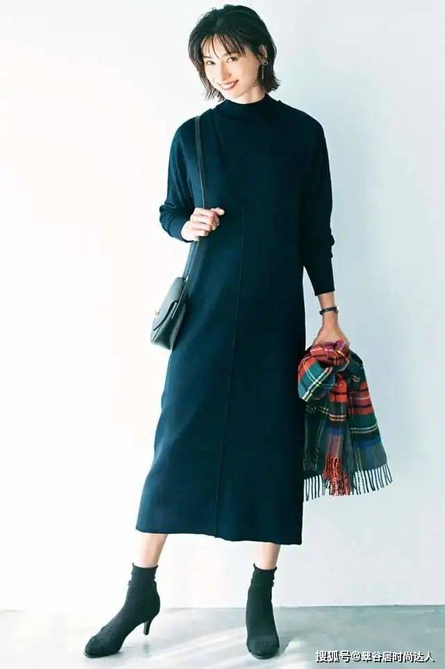 脚踝 女人再懒，穿打底裤也别配运动鞋！瞧日本主妇这样穿，时髦更高级