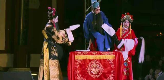 原创让杨贵妃磨墨高力士脱靴李白是有多狂