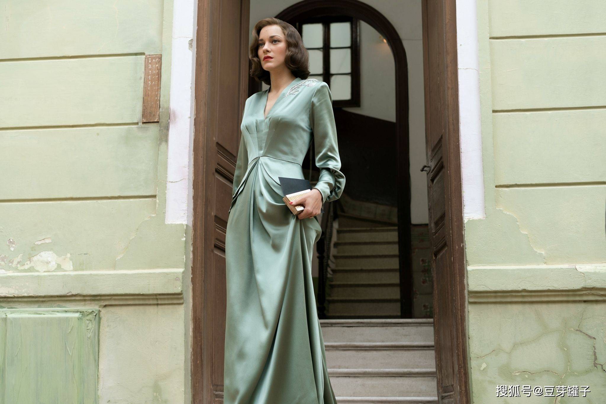 背景设定|《间谍同盟》:职业间谍的史诗爱情,浪漫、残酷、凄美,令人沉醉