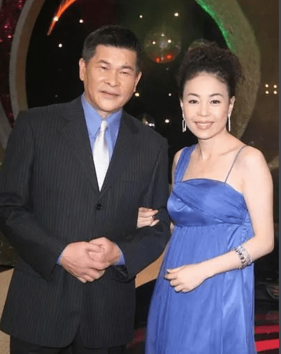 4亿曾几度想轻生,妻子为救他卖光家产_黄敏宽_澎恰恰_时候