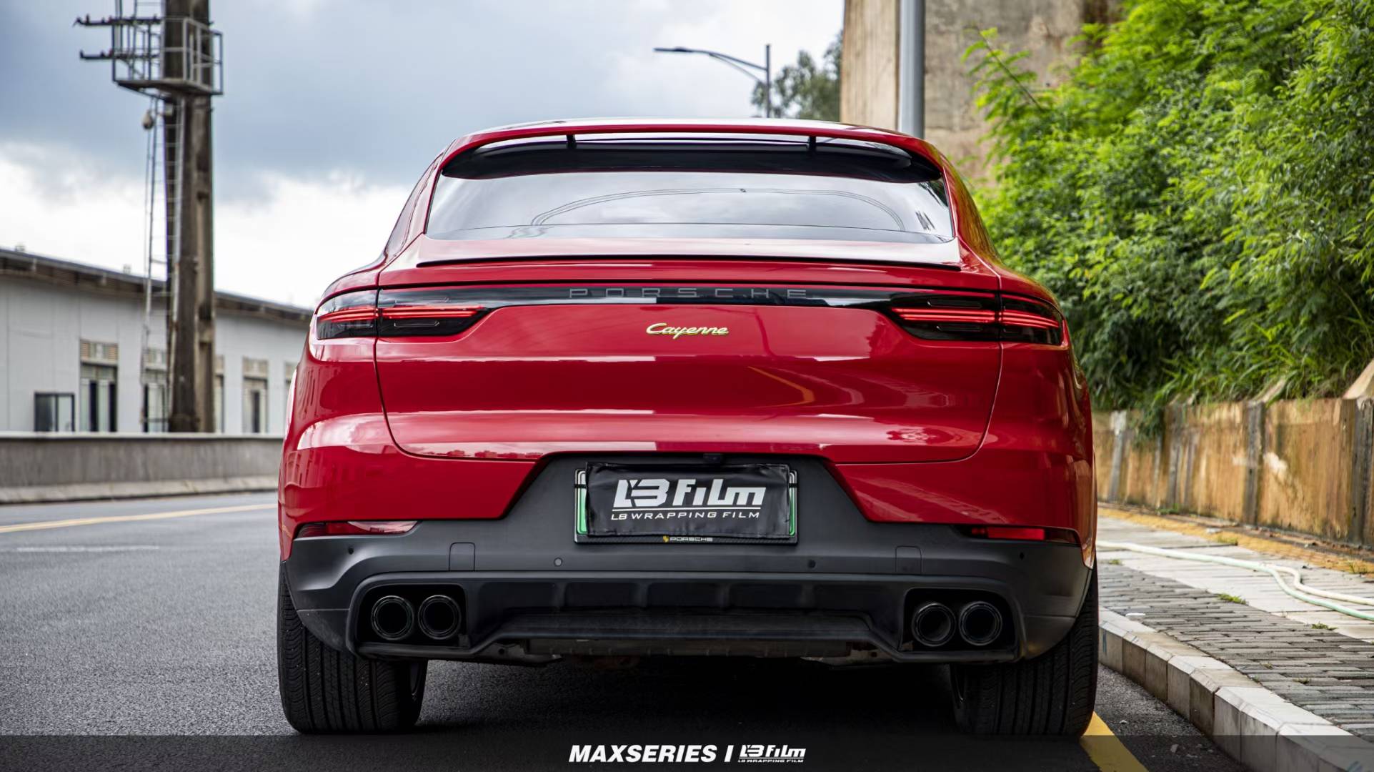 保时捷卡宴lbfilm改色膜胭脂红