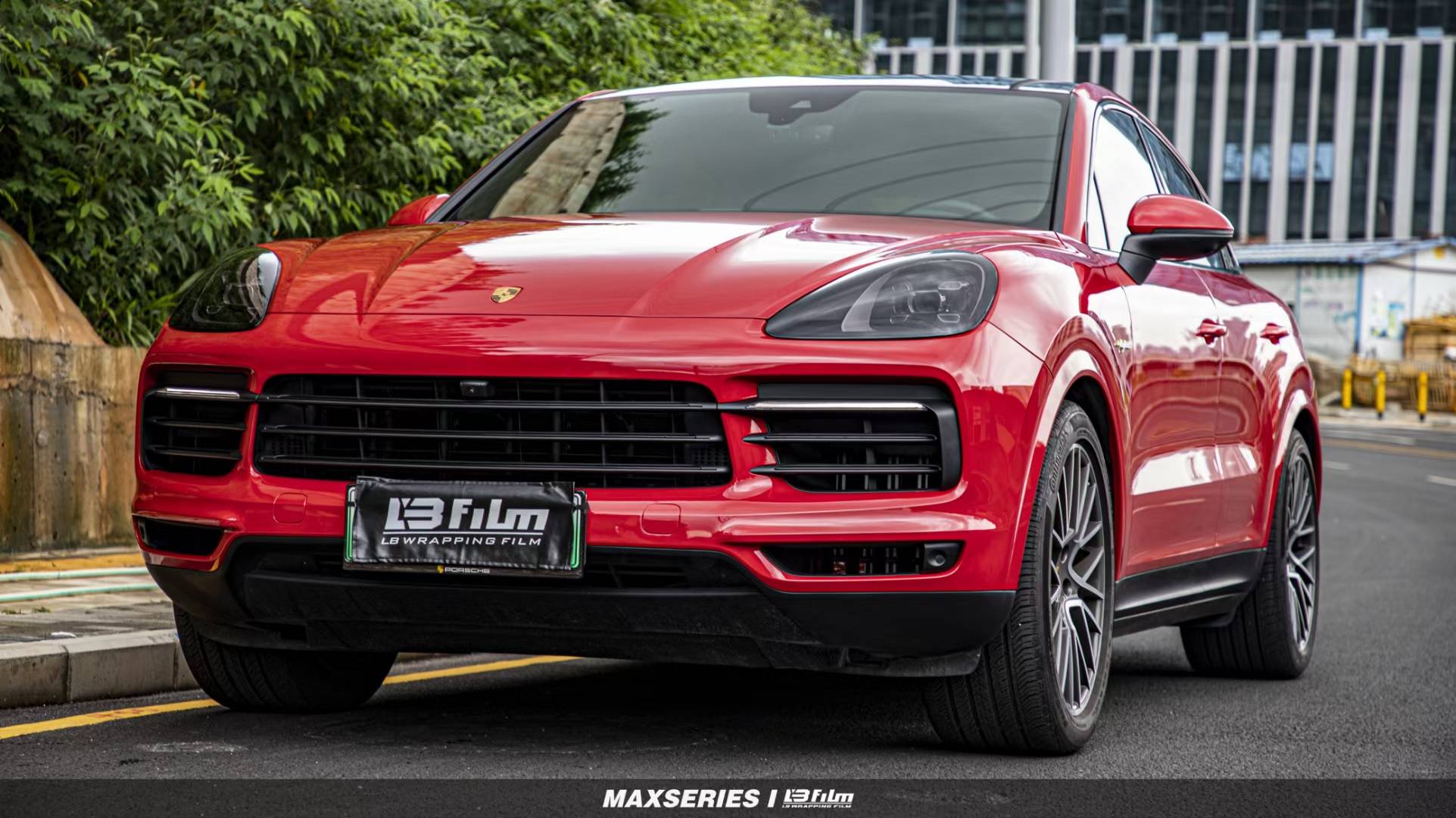 保时捷卡宴lbfilm改色膜胭脂红