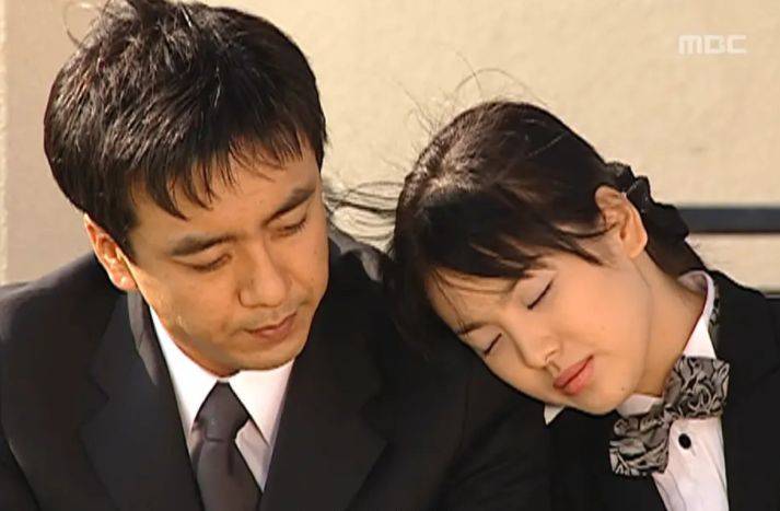 《情定大饭店》21年,裴勇俊自己当老板,宋慧乔离婚后搞事业_剧中_韩