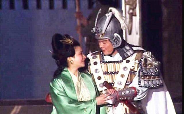 三国一流名将周瑜,英年早逝后,妻子小乔和儿女处境如何?