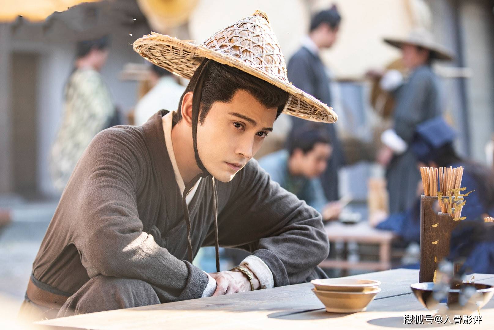 宋锦|《嫣语赋》大结局留有遗憾，梁翊让人心疼，女主角带着误会离开