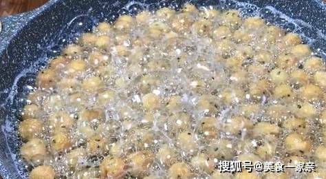 经验教程|学会这个零食，一锅能做200个，一次吃三天，嘎嘣脆老好吃了