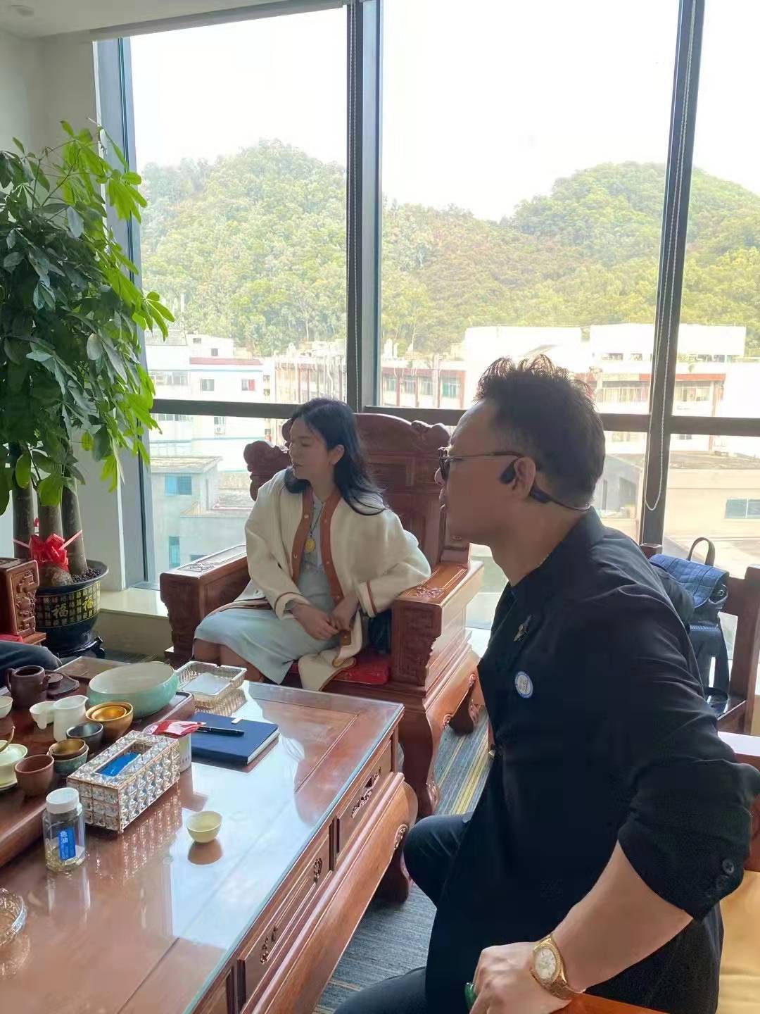 洪氏资产洪子晴女士与考察团视察中昌信集团达成战略共识中昌信